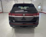Image #6 of 2024 Volkswagen Atlas 2.0T SE w/Technology