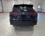 Image #6 of 2022 Toyota Highlander LE