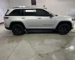 Image #7 of 2023 Jeep Grand Cherokee Altitude