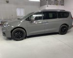 Image #3 of 2022 Chrysler Pacifica Touring L